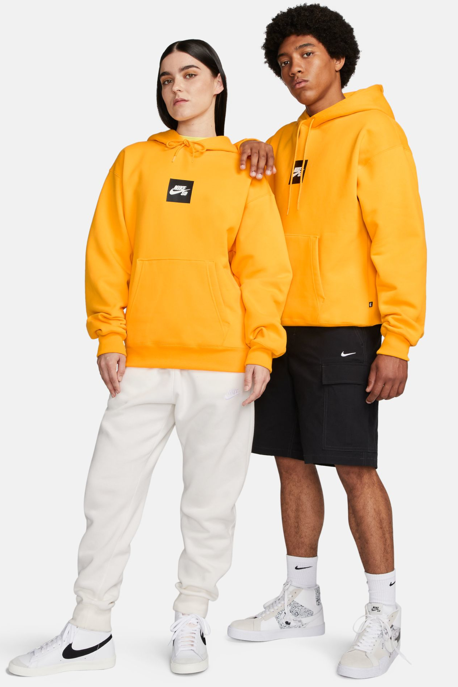 Nike SB Box Hoodie Gold DV8839739
