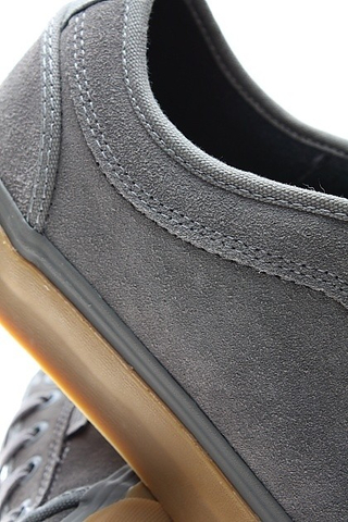 CHUKKA LOW