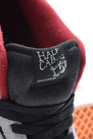 HALF CAB