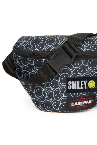Nerka Eastpak X Smiley Big Springer
