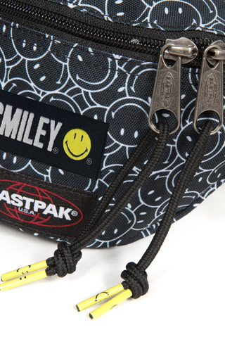 Nerka Eastpak X Smiley Big Springer