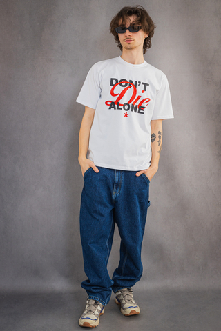 Kamuflage Don't Die Alone T-shirt