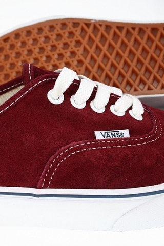 AUTHENTIC