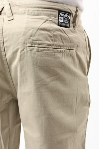 CHINO SHORT