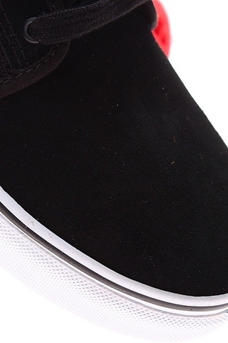 CHUKKA LOW