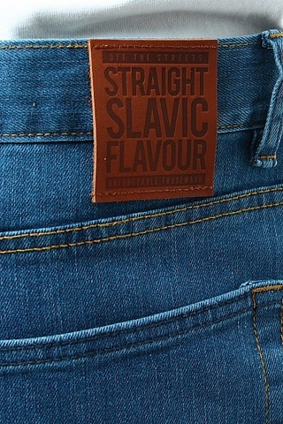STRAIGHT