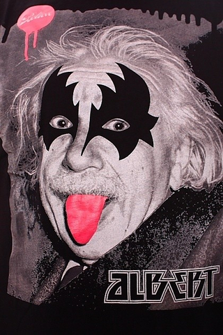 ALBERTS KISS TEE
