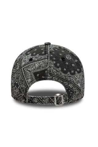 Kšiltovka New Era New York Yankees MLB Washed Paisley 9Twenty