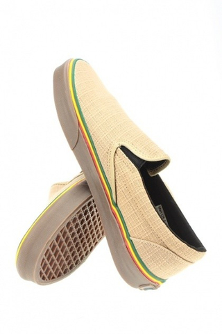 CLASSIC SLIP-ON