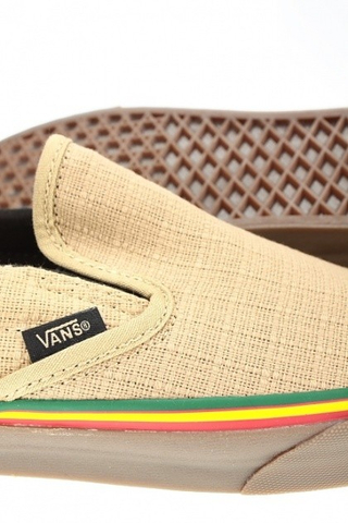 CLASSIC SLIP-ON