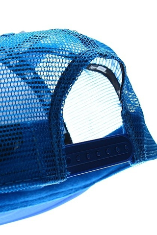 SNAGGLE STRIPE ADJ NEW ERA HAT
