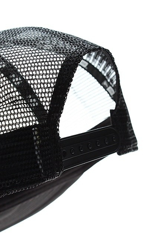 LOCK UP TRUCKER NEW ERA CAP