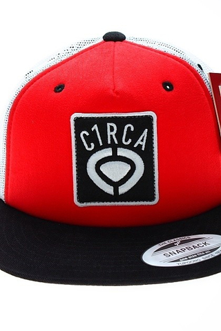 LOGO TRUCKER