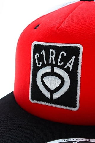 LOGO TRUCKER