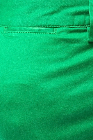 CHINOS
