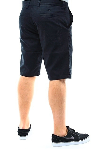 CHINOS