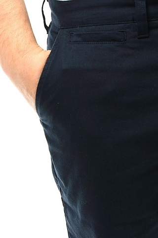 CHINOS