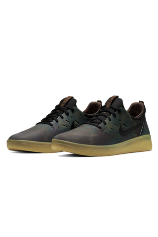 Buty Nike SB Nyjah Free Premium
