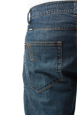 B369