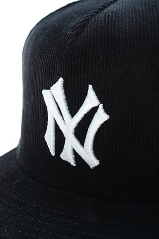 CORD BASIC SNAP NEW YORK YANKEES