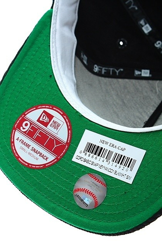 CORD BASIC SNAP NEW YORK YANKEES
