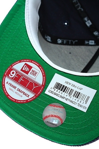 CORD BASIC SNAP NEW YORK YANKEES