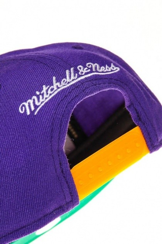 LOS ANGELES LAKERS