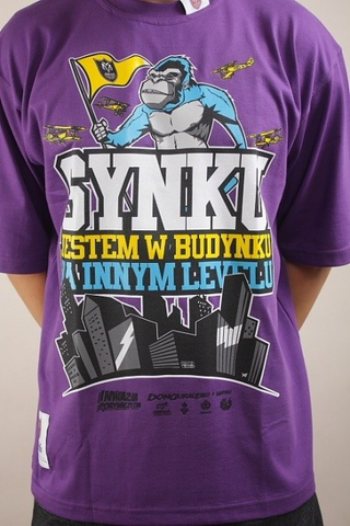 SYNKU JESTEM W BUDYNKU