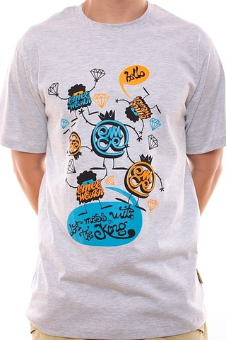 WEAR THE KING