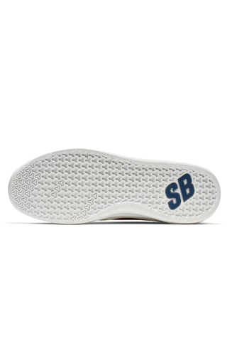Nike SB Nyjah Free Sneakers