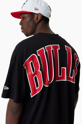 New Era Chicago Bulls Infill Logo Cotton T-shirt In Black