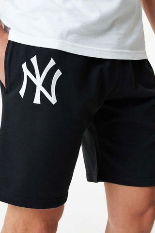 League Essential New York Yankees Shorts D01_233