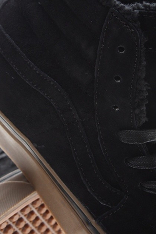 SK8-HI