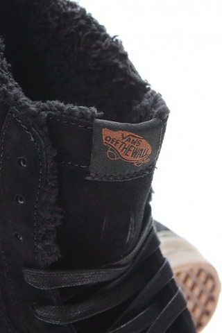 SK8-HI