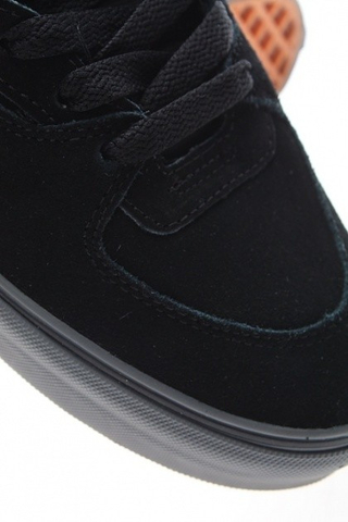 HALF CAB
