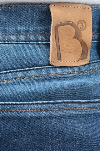 B368