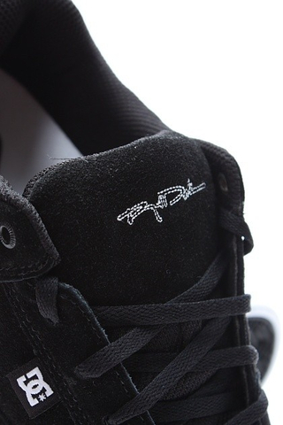 ROYAL LOW