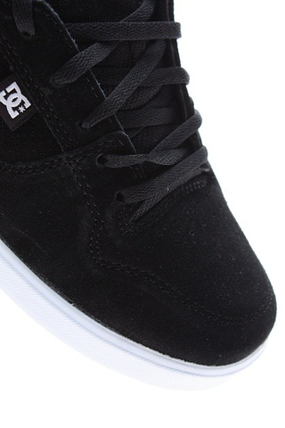 ROYAL LOW