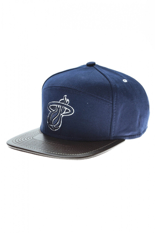 Czapka Mitchell And Ness Miami Heat