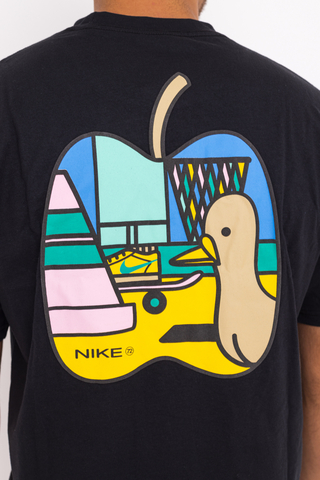 Nike SB Apple Pigeon T-shirt