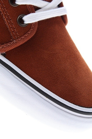 CHUKKA LOW