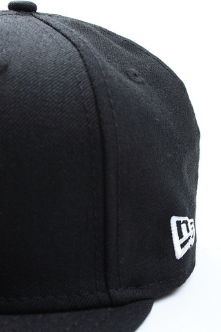 LEAGUE BASIC ATLANTA BRAVES