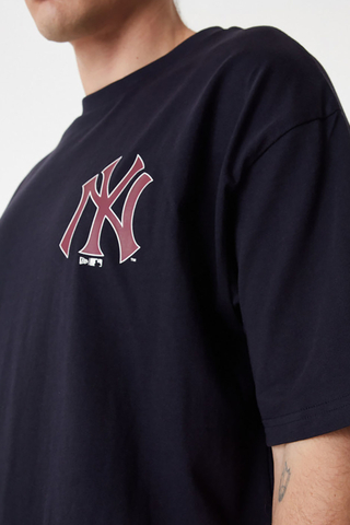 Koszulka New Era New York Yankees MLB Large Logo Oversized