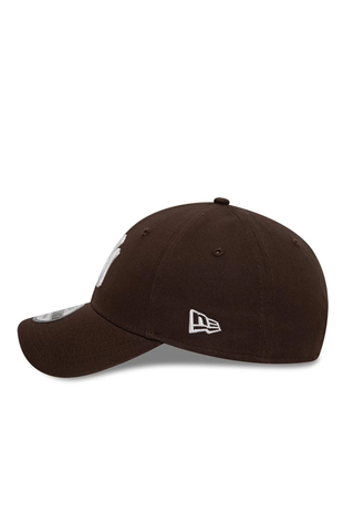 Kšiltovka New Era New York Yankees League Essential 9Forty