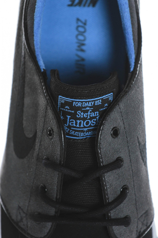 ZOOM STEFAN JANOSKI