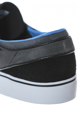 ZOOM STEFAN JANOSKI