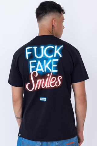Koszulka Diamante Wear Fuck Fake Smiles Neon