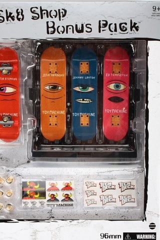 TOY MACHINE