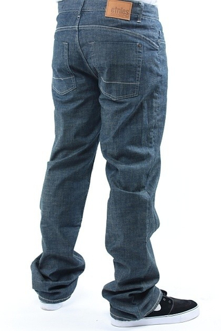 STRAIGHT FIT DENIM