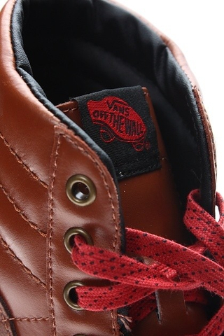 SK8-HI